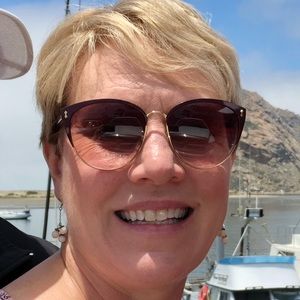 Meet your Posher, Cathy